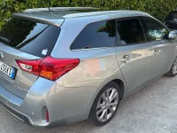Usata Toyota Auris Hybrid Lounge 99 CV (72 kW) 2014 Grigio Station wagon
