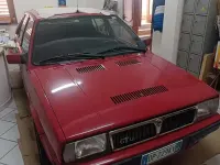 Usata Lancia Delta 90 CV (66 kW) 1991 Rosso Utilitaria