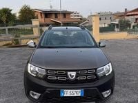Usata Dacia Sandero Stepway 90 CV (66 kW) 2017 Marrone Berlina
