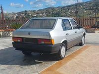 Usata Alfa Romeo 33 Quadrifoglio 118 CV (86 kW) 1984 Grigio Berlina