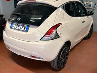 Usata Lancia Ypsilon S 69 CV (50 kW) 2022 Beige Utilitaria