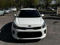 Usata Kia Rio 84 CV (61 kW) 2019 Bianco Berlina
