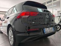 Usata VW Golf VIII Life 131 CV (96 kW) 2021 Nero Berlina