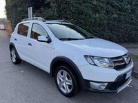 Gebraucht Dacia Sandero Stepway 90 PS (66 kW) 2016 Limousine