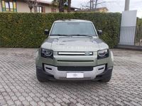 Usata Land Rover Defender SE Dynamic 300 CV (220 kW) 2024 Verde SUV