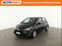 Usata Toyota Yaris Hybrid Active 73 CV (53 kW) 2018 Nero Berlina