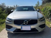 Usata Volvo V60 Business Edition 197 CV (144 kW) 2021 Argento Station wagon