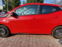 Usata Toyota Aygo 69 CV (50 kW) 2018 Rosso Utilitaria