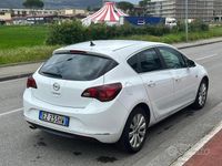 Usata Opel Astra 140 CV (102 kW) 2015 Bianco Berlina