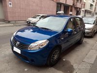 Usata Dacia Sandero 70 CV (51 kW) 2009 Blu Utilitaria