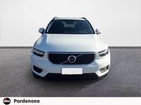 usata Volvo XC40 T2 Geartronic Momentum Core