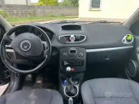 Usata Renault Clio II Dynamique 75 CV (55 kW) 2007 Nero Berlina