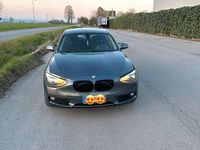Usata BMW 118 Sport Line 143 CV (105 kW) 2012 Grigio Utilitaria