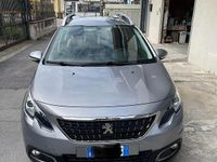 Usata Peugeot 2008 Active 99 CV (72 kW) 2018 Grigio SUV