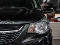 Usata Opel Karl Rocks 73 CV (53 kW) 2019 Nero Utilitaria