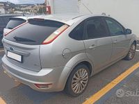 Usata Ford Focus 90 CV (66 kW) 2009 Grigio Berlina