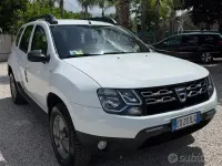 Usata Dacia Duster Lauréate 109 CV (80 kW) 2014 Bianco SUV