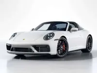 Usata Porsche 992 480 CV (353 kW) 2022 Bianco Cabrio