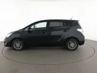 Usata Toyota Verso Active 112 CV (82 kW) 2016 Blu Monovolume