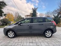 Usata Peugeot 5008 Business-Line 112 CV (82 kW) 2012 Grigio Monovolume