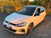 Używany VW Golf VII GTI 245 KM (180 kW) 2019 Biały Sedan/Limuzyna