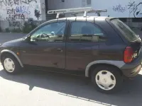 Usata Opel Corsa 54 CV (39 kW) 1999 Nero Berlina