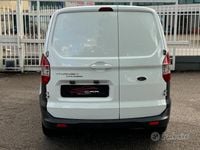 Usata Ford Transit 76 CV (55 kW) 2017 Bianco Furgone