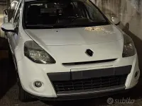 Usata Renault Clio III 75 CV (55 kW) 2012 Bianco Utilitaria