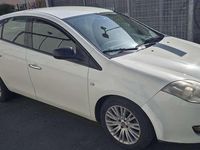 Usata Fiat Bravo Pop 105 CV (77 kW) 2014 Bianco Utilitaria