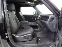 Nuova Land Rover Defender 200 CV (147 kW) 2026 Nero SUV
