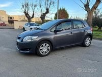 Usata Toyota Auris 90 CV (66 kW) 2009 Grigio Utilitaria