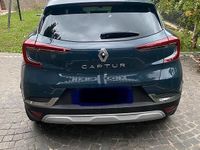 Usata Renault Captur Techno 101 CV (74 kW) 2023 Blu SUV