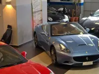 Usata Ferrari California 490 CV (360 kW) 2012 Grigio avio met 591  extracam Cabrio