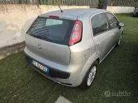 Usata Fiat Punto Evo S 77 CV (56 kW) 2012 Argento Utilitaria