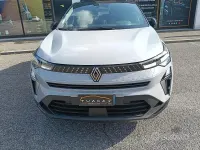 Usata Renault Captur Techno 101 CV (74 kW) 2025 Grigio SUV