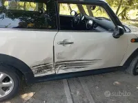 Usata Mini Cooper Coupé 90 CV (66 kW) 2011 Bianco Coupé