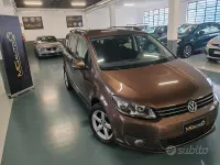 Käytetty VW Touran Comfortline 105 HP (77 kW) 2012 Ruskea Tila-auto