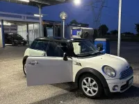 Usata Mini Cooper 109 CV (80 kW) 2008 Bianco Utilitaria