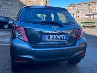 Usata Toyota Yaris Lounge 99 CV (72 kW) 2012 Utilitaria