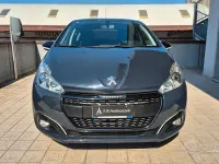 Usata Peugeot 208 82 CV (60 kW) 2018 Nero Utilitaria