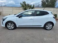 Usata Renault Clio V Evolution 91 CV (66 kW) 2025 Bianco Berlina