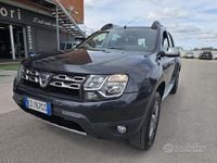 Usata Dacia Duster Prestige 110 CV (80 kW) 2015 Grigio SUV