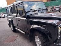 Usata Land Rover Defender SE 122 CV (89 kW) 2010 Nero Station wagon