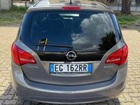 Usata Opel Meriva Cosmo 95 CV (69 kW) 2011 Bronzo Monovolume