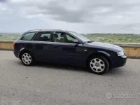 Usata Audi A4 130 CV (95 kW) 2004 Blu Station wagon