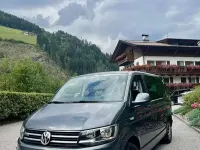Usata VW Caravelle 150 CV (110 kW) 2016 Grigio Furgone
