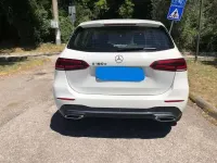 Usata Mercedes B180 116 CV (85 kW) 2020 Bianco Utilitaria