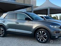Usata VW T-Roc IQ Drive 116 CV (85 kW) 2019 Grigio(met.) SUV