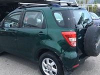 Usata Daihatsu Terios 105 CV (77 kW) 2008 Verde SUV