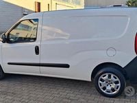 Usata Fiat Doblò 120 CV (88 kW) 2017 Bianco Monovolume